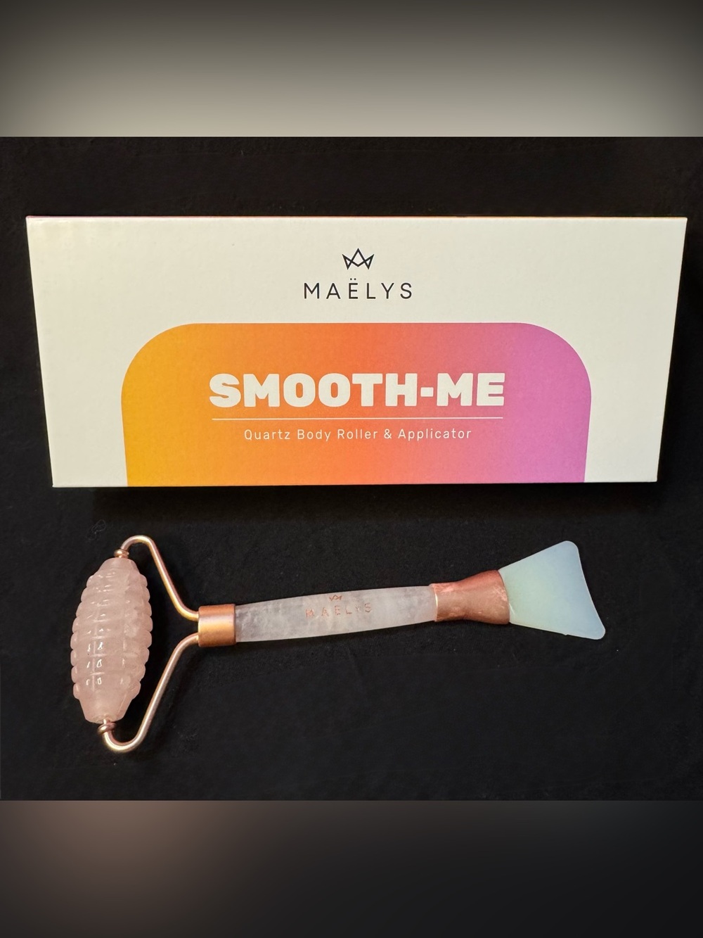Maëlys Smooth-Me Quartz Body Roller & Applicator — Rose Quartz